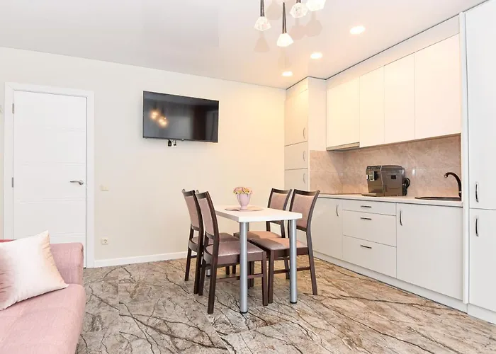 Sermiescio Apartamentai アパート *