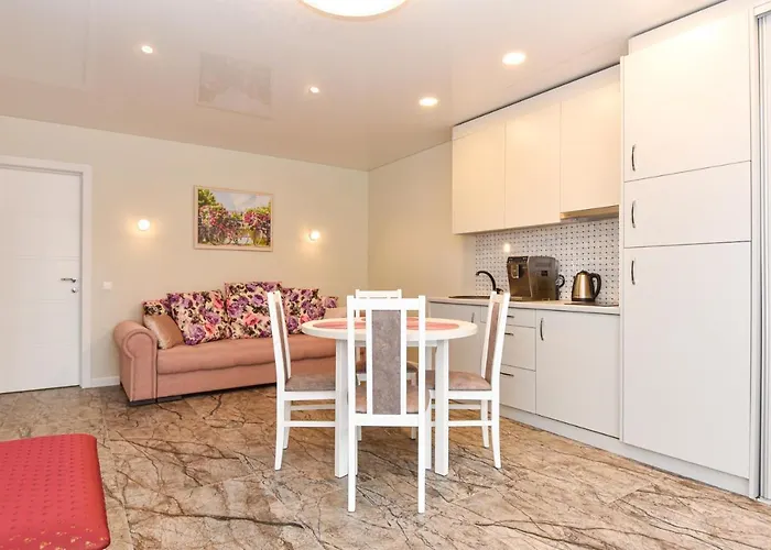 Sermiescio Apartamentai * パランガ